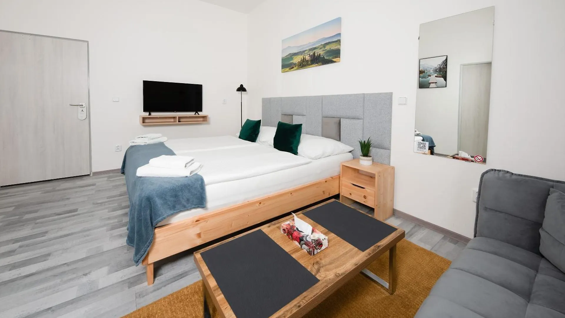 Penzion Moveinn Praga 3*,